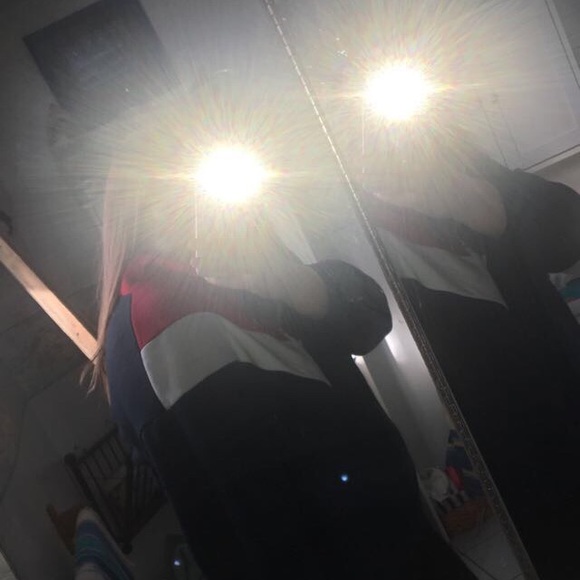 Meet your Posher, Delaina - Picture 1 of 1